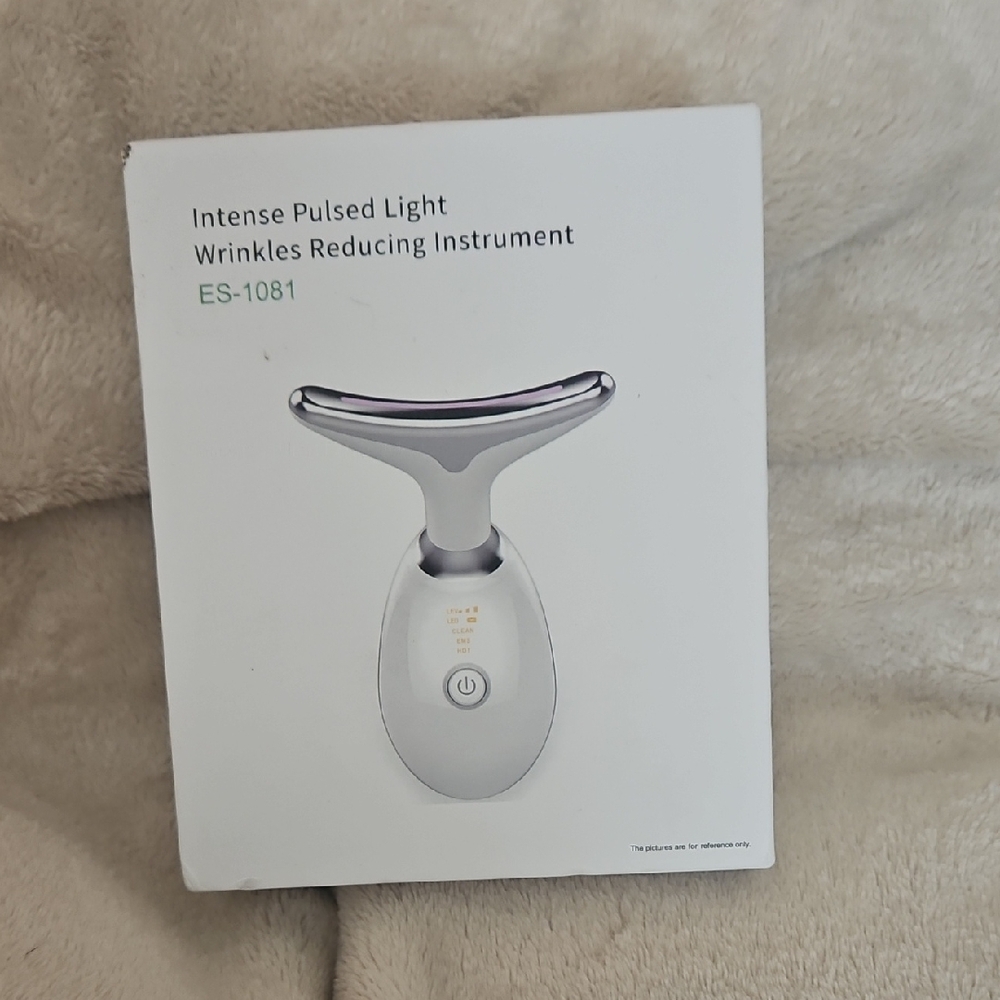 Intense Pulsed Light Wrinkle Reducing Instrument